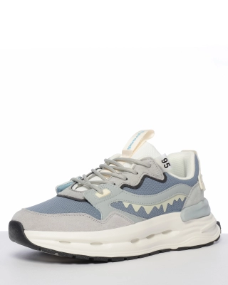 Sprandi / Кроссовки