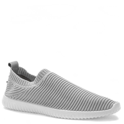 Crosby / Кроссовки