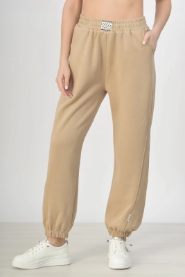 011279347810hkiglfpm1694476800-52