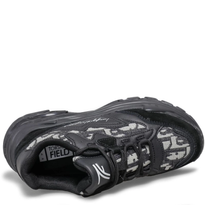 Тофа / Кроссовки