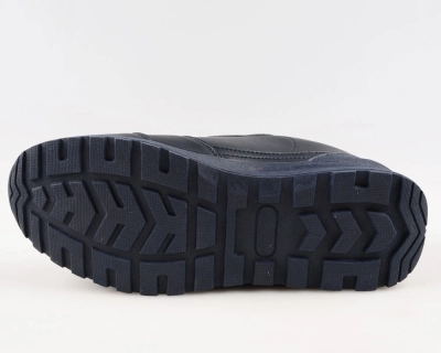 Escan / Кроссовки