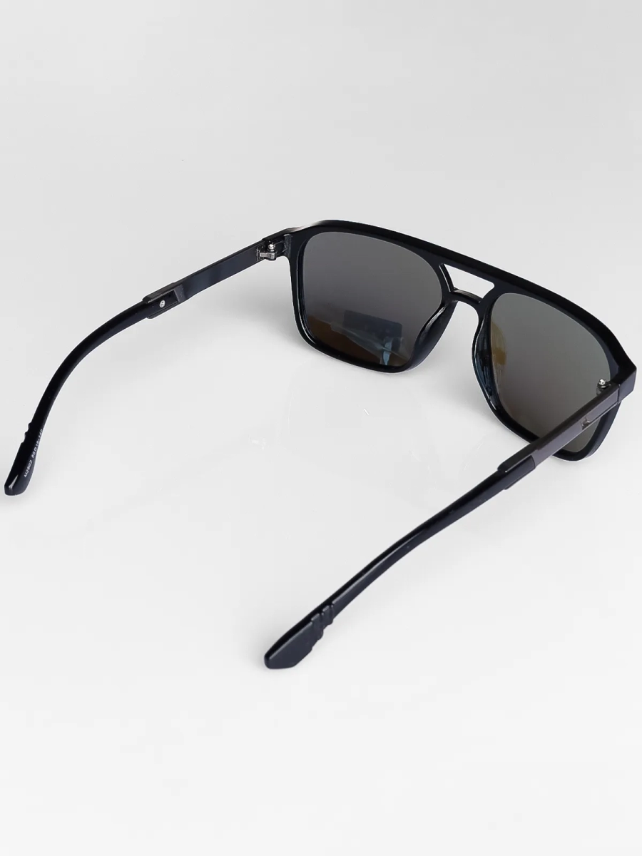 Naulice / Очки солнцезащитные