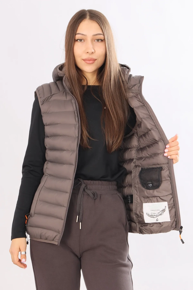 Sport & Moda / Жилет утепленный