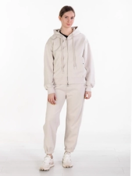 Айли / Спортивный костюм