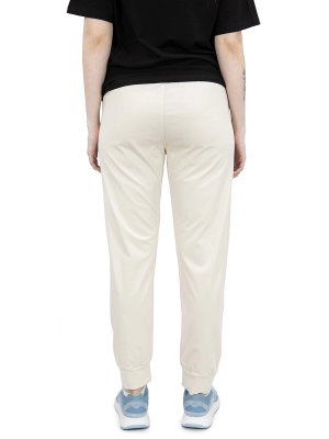 031898437387yhiwcgpb1686009600