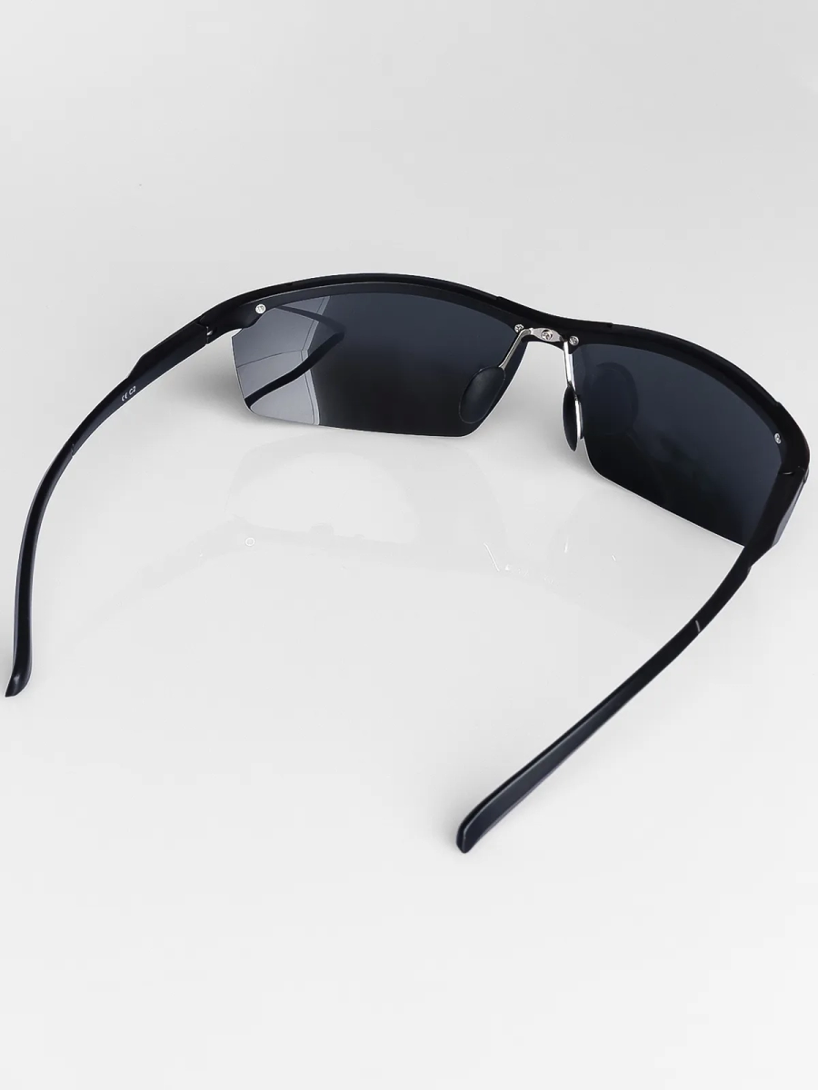 Naulice / Очки солнцезащитные