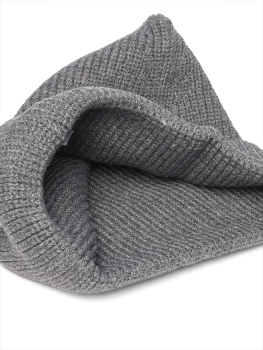 YSG / Шапка женская