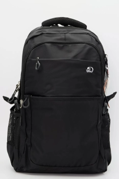 021192139564iluknnvb1695340800-50