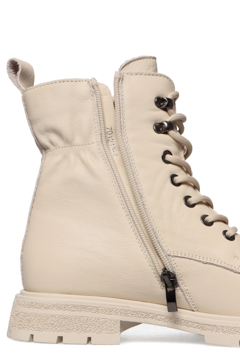 Тофа / Ботинки