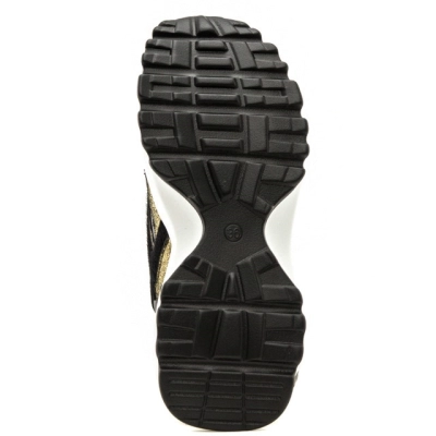 Тофа / Кроссовки