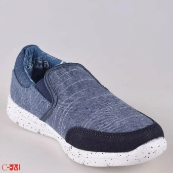 Crosby / Кроссовки