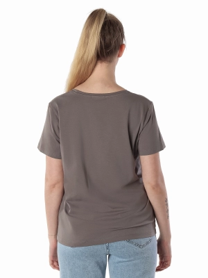 Футболка (042086599520igoqttdc1749047643-2.jpg)