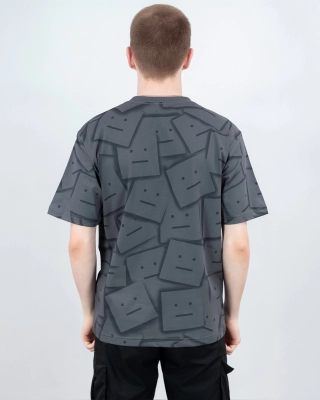 DESIGNER / Футболка