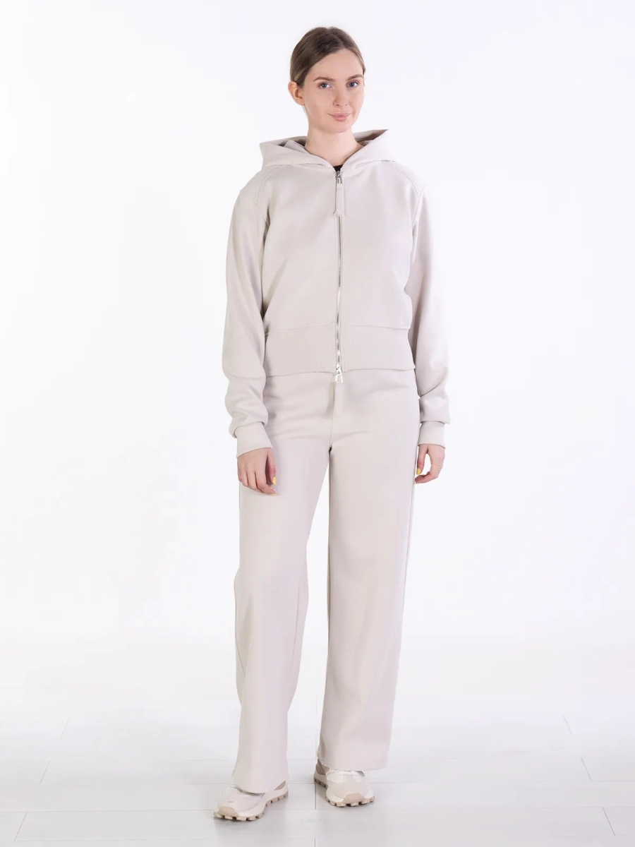 Айли / Спортивный костюм