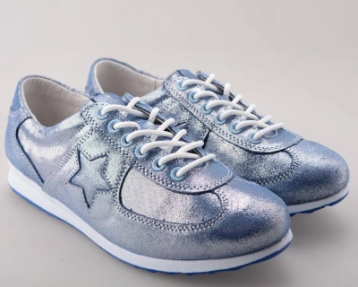 Тофа / Кроссовки