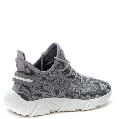 Crosby / Кроссовки