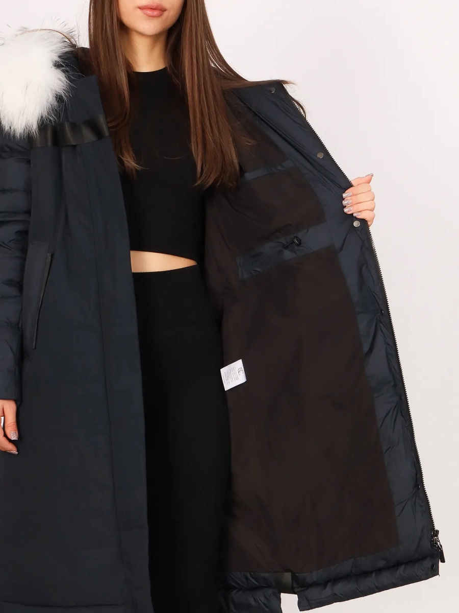 Chic and Charisma / Пальто