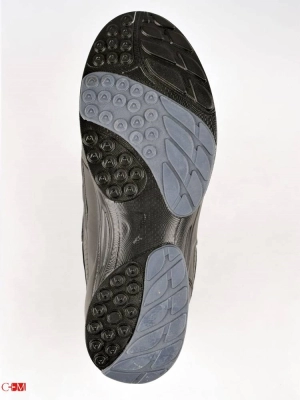 Escan / Кроссовки