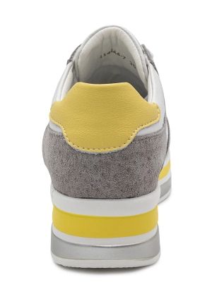 Тофа / Кроссовки