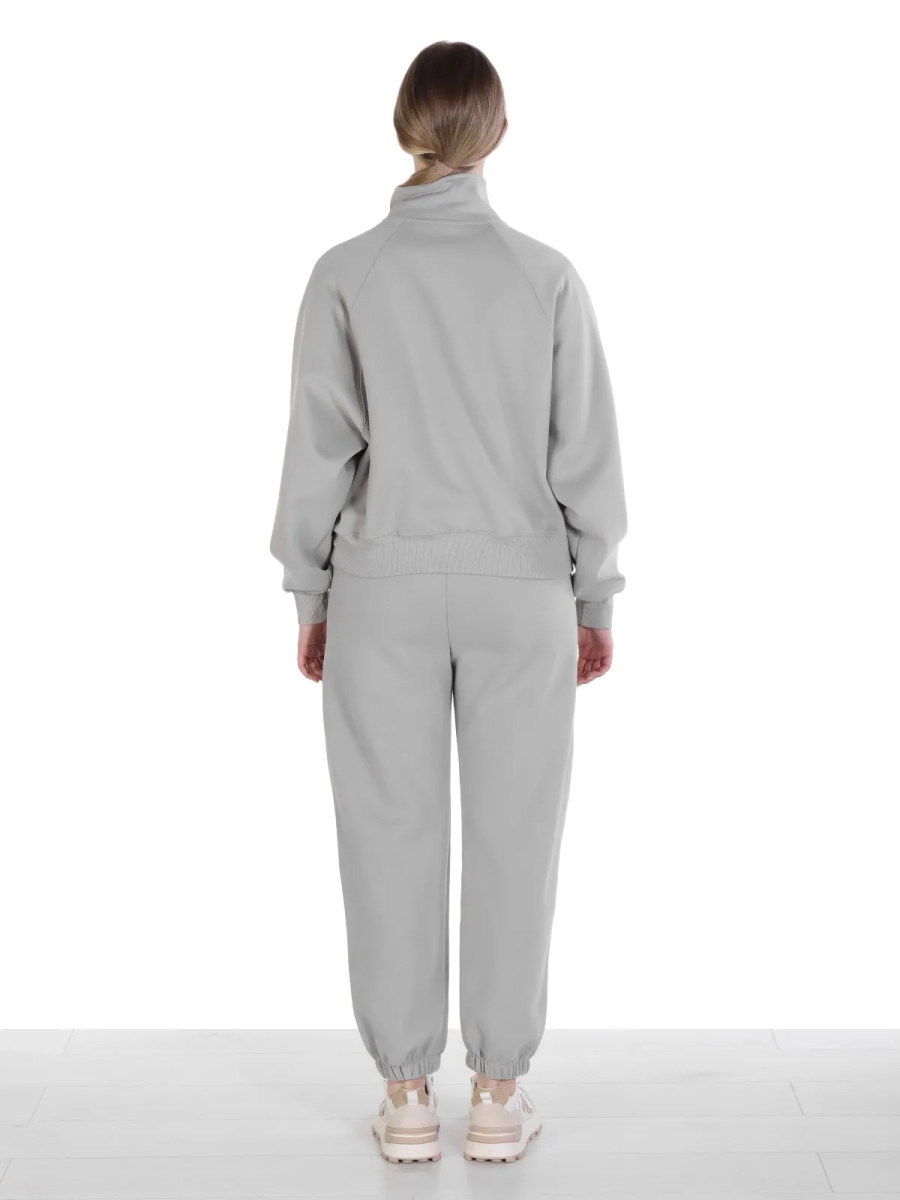 Айли / Спортивный костюм