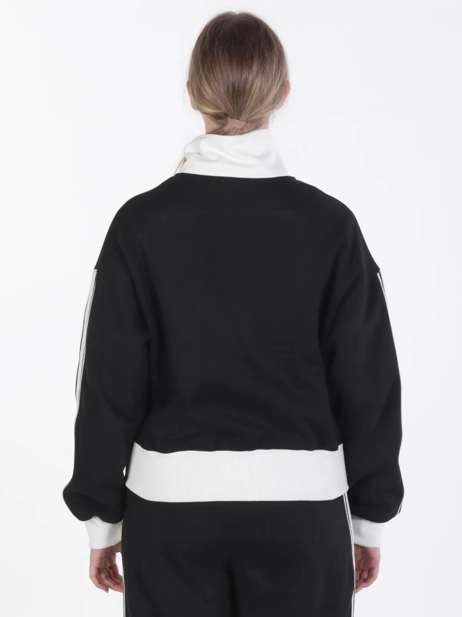 Айли / Спортивный костюм