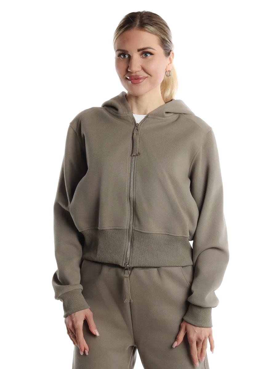 Айли / Спортивный костюм