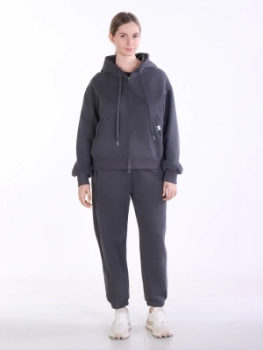 Айли / Спортивный костюм