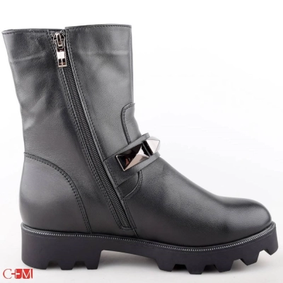 Laura Valorosa / Ботинки