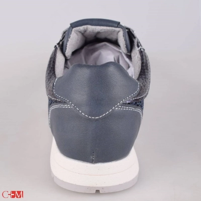 Spur / Кроссовки