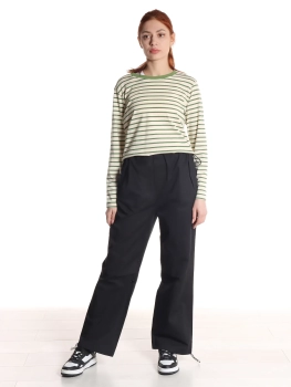 (021305858675fidovjgf1743359161-32.jpg)