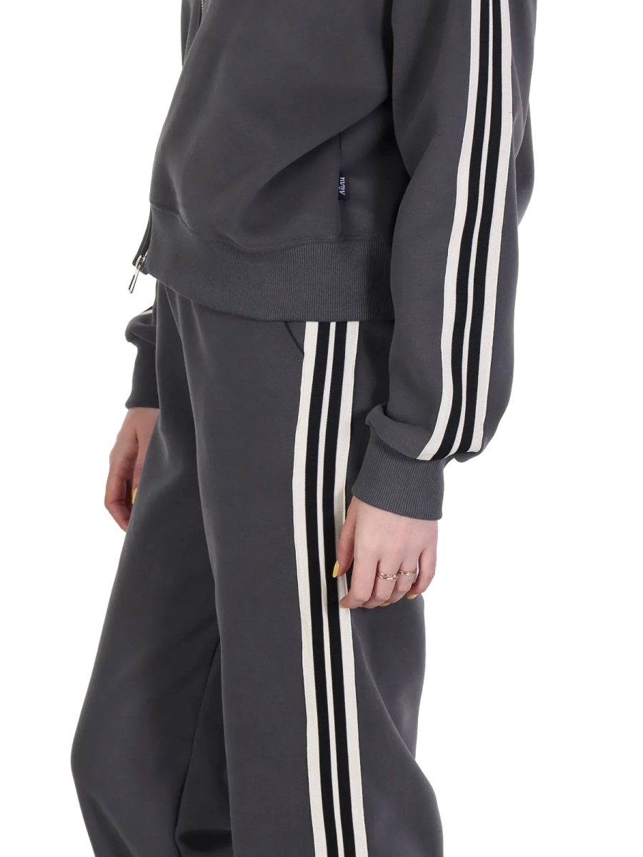 Айли / Спортивный костюм