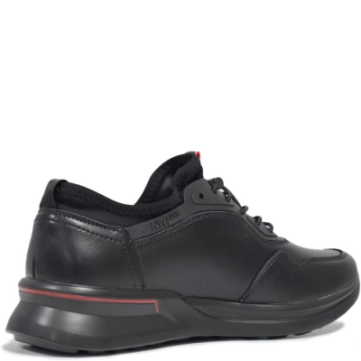 Тофа / Кроссовки