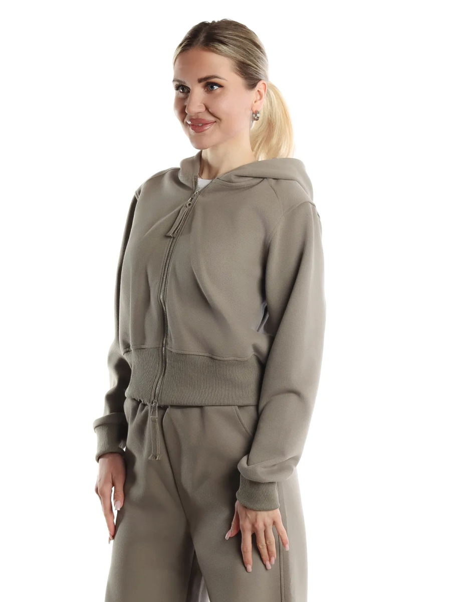 Айли / Спортивный костюм