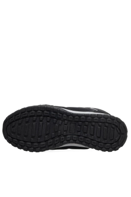 (050557049033suxvvade1700438400-69.jpg)