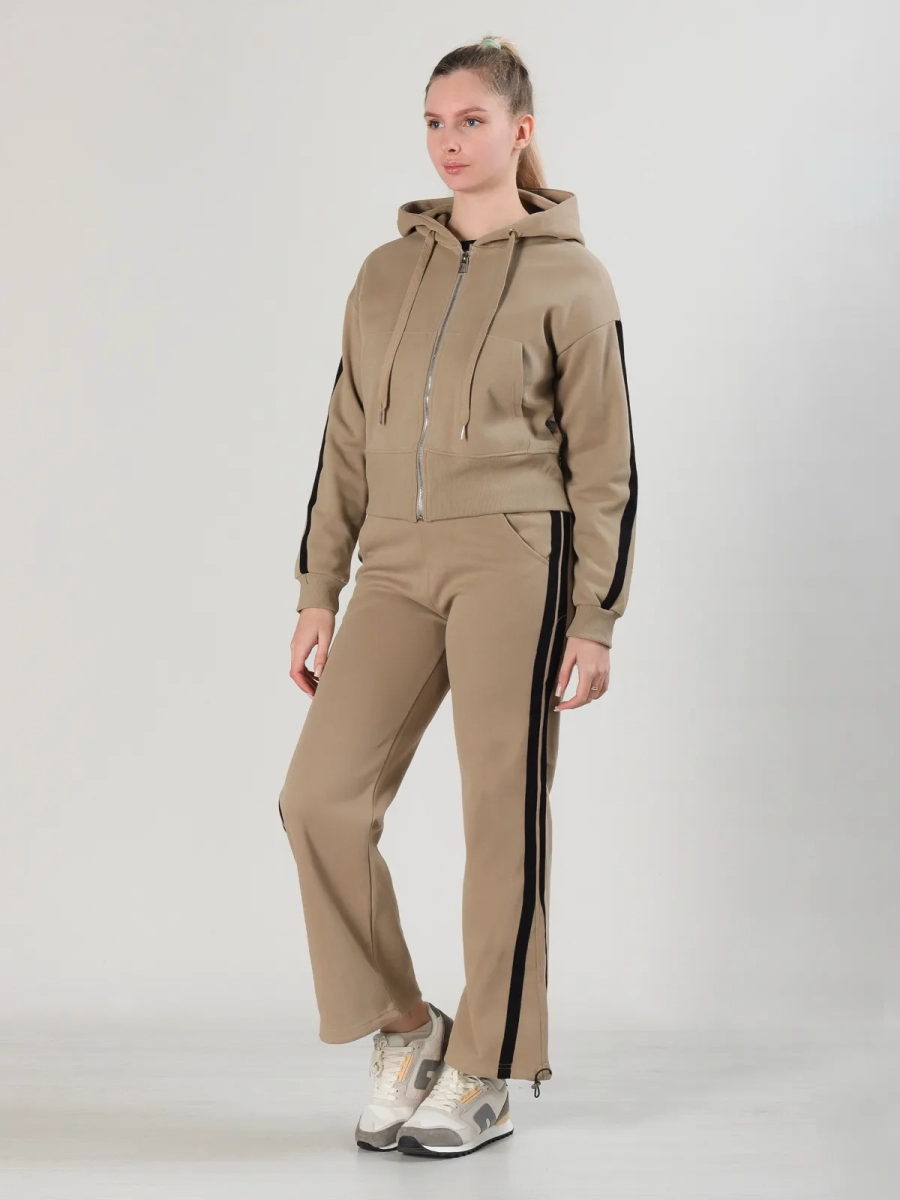 Айли / Костюм повседневный