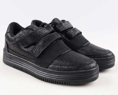 Escan / Кроссовки