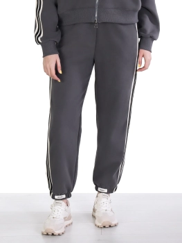 Айли / Спортивный костюм