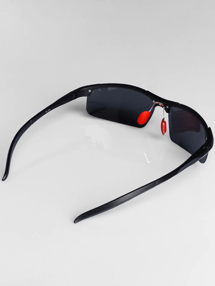 Naulice / Очки солнцезащитные