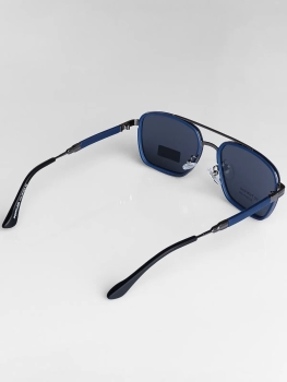 Naulice / Очки солнцезащитные