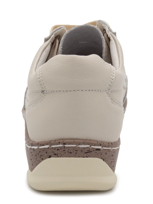 Тофа / Кроссовки