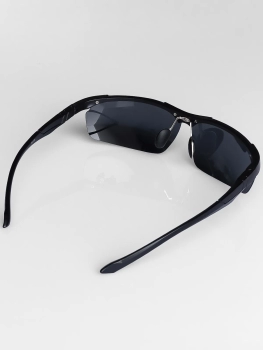 Naulice / Очки солнцезащитные