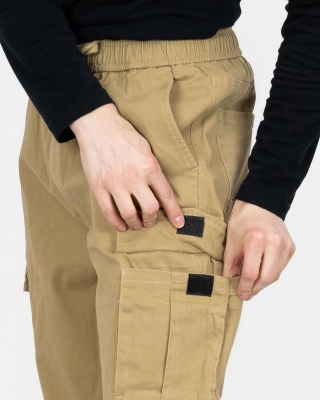 030199926289rjhlomnb1687737600-71