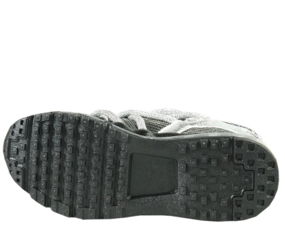 Linda / Сникеры