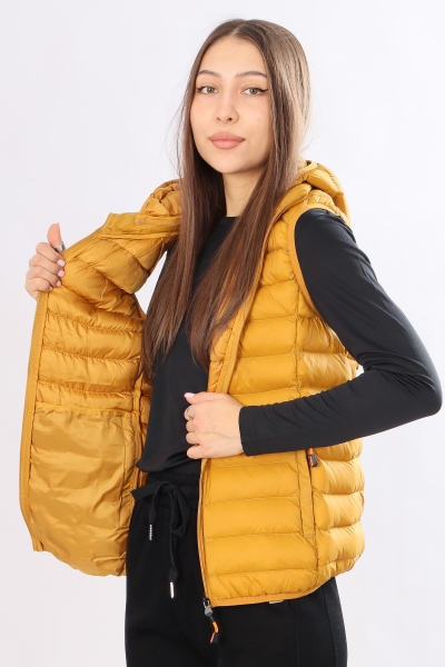 Sport & Moda / Жилет утепленный 2688