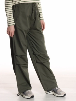 (011289230467efctxpbw1743359161-31.jpg)