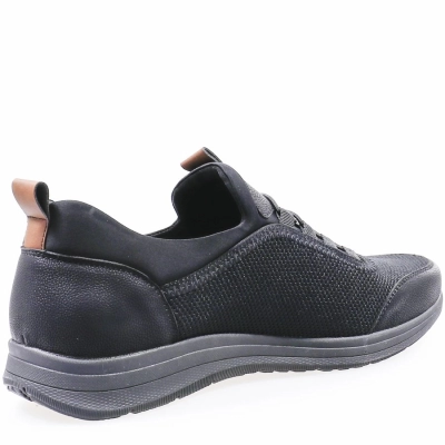 Тофа / Кроссовки