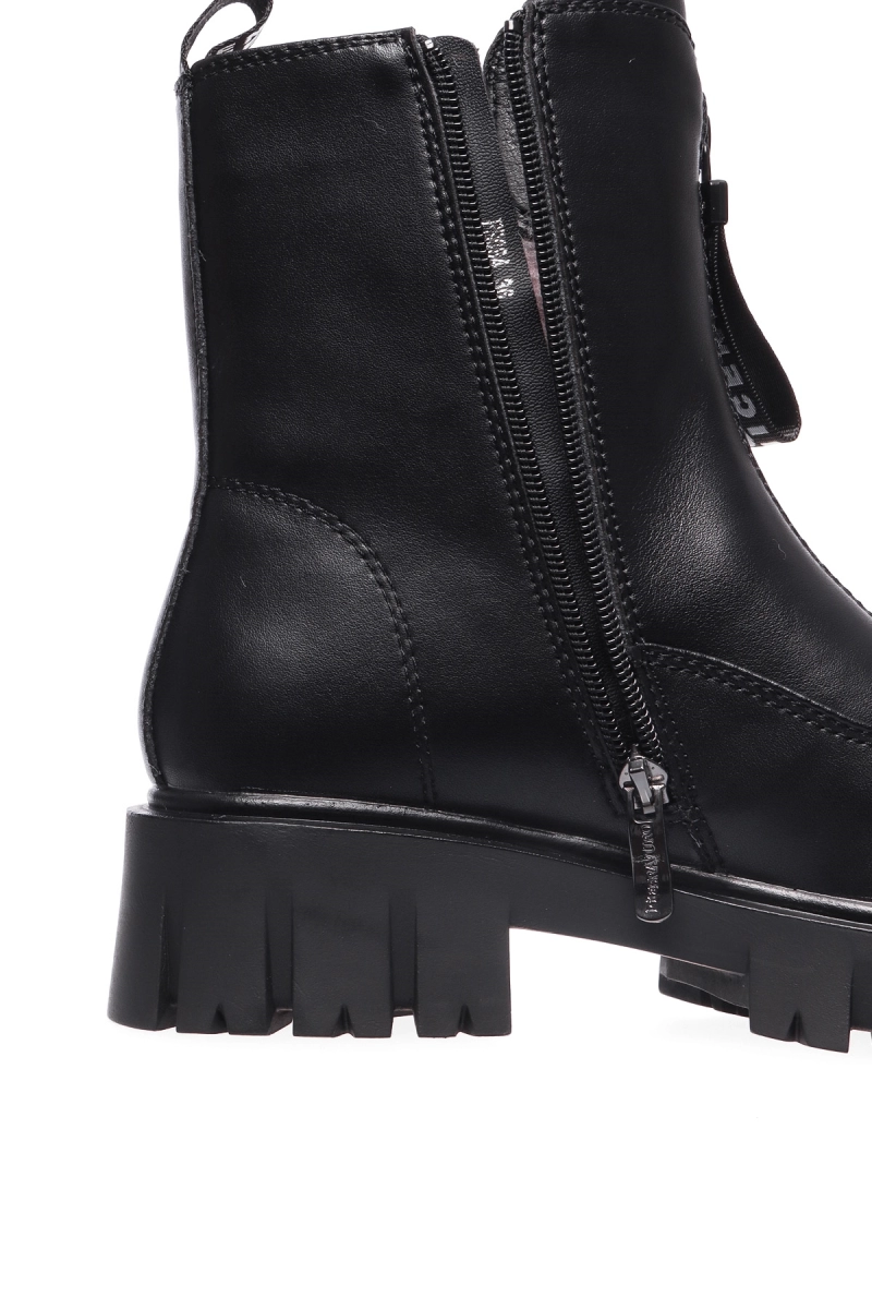 Rita Bravuro / Ботинки