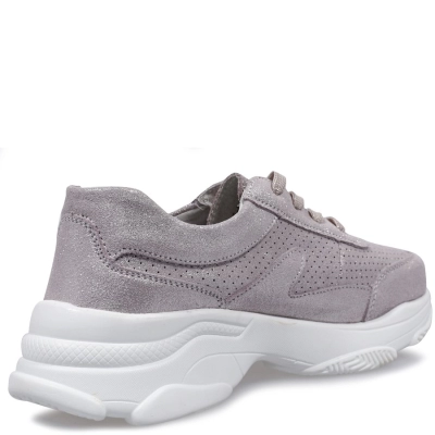 Rita Bravuro / Кроссовки