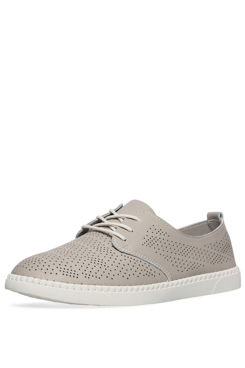 Бренд не указан / Туфли с перфорацией