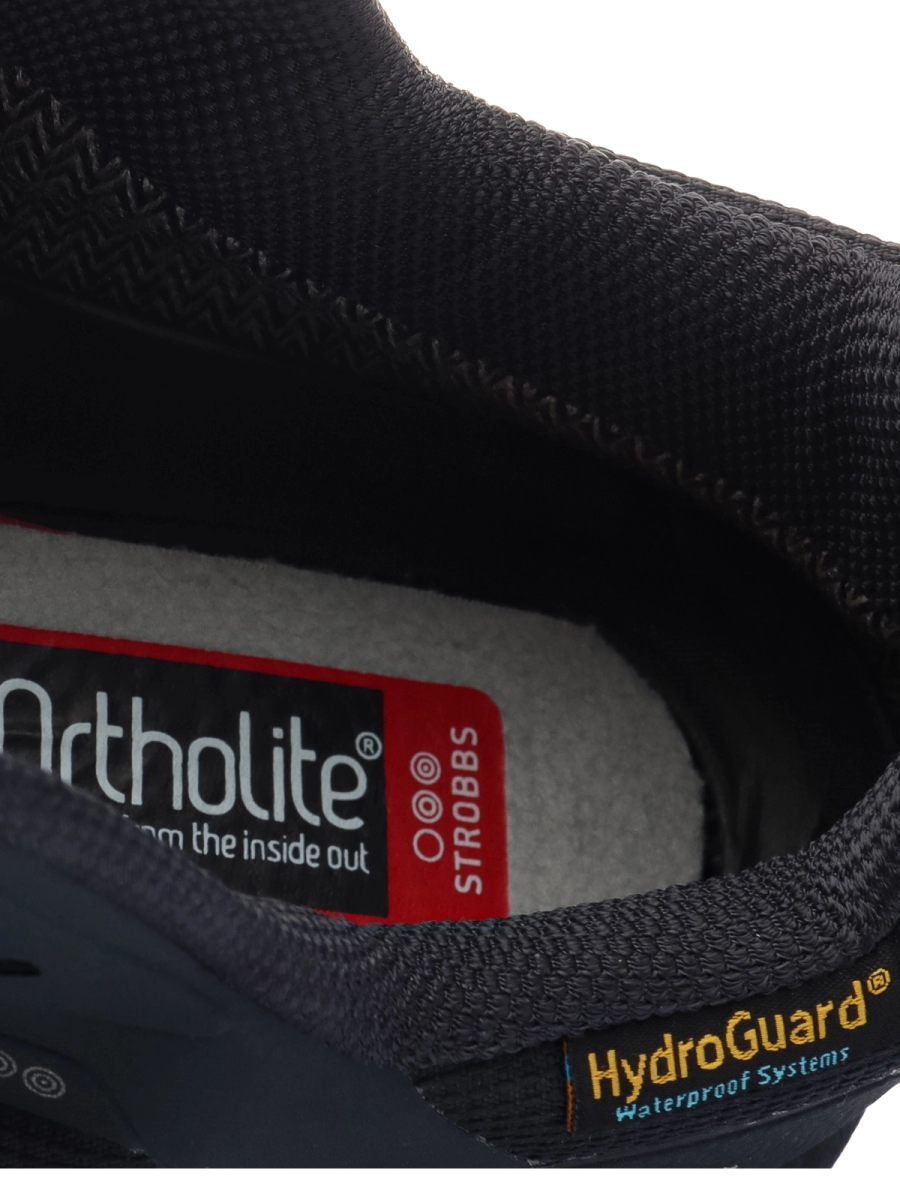 Strobbs / Утепленные кроссовки